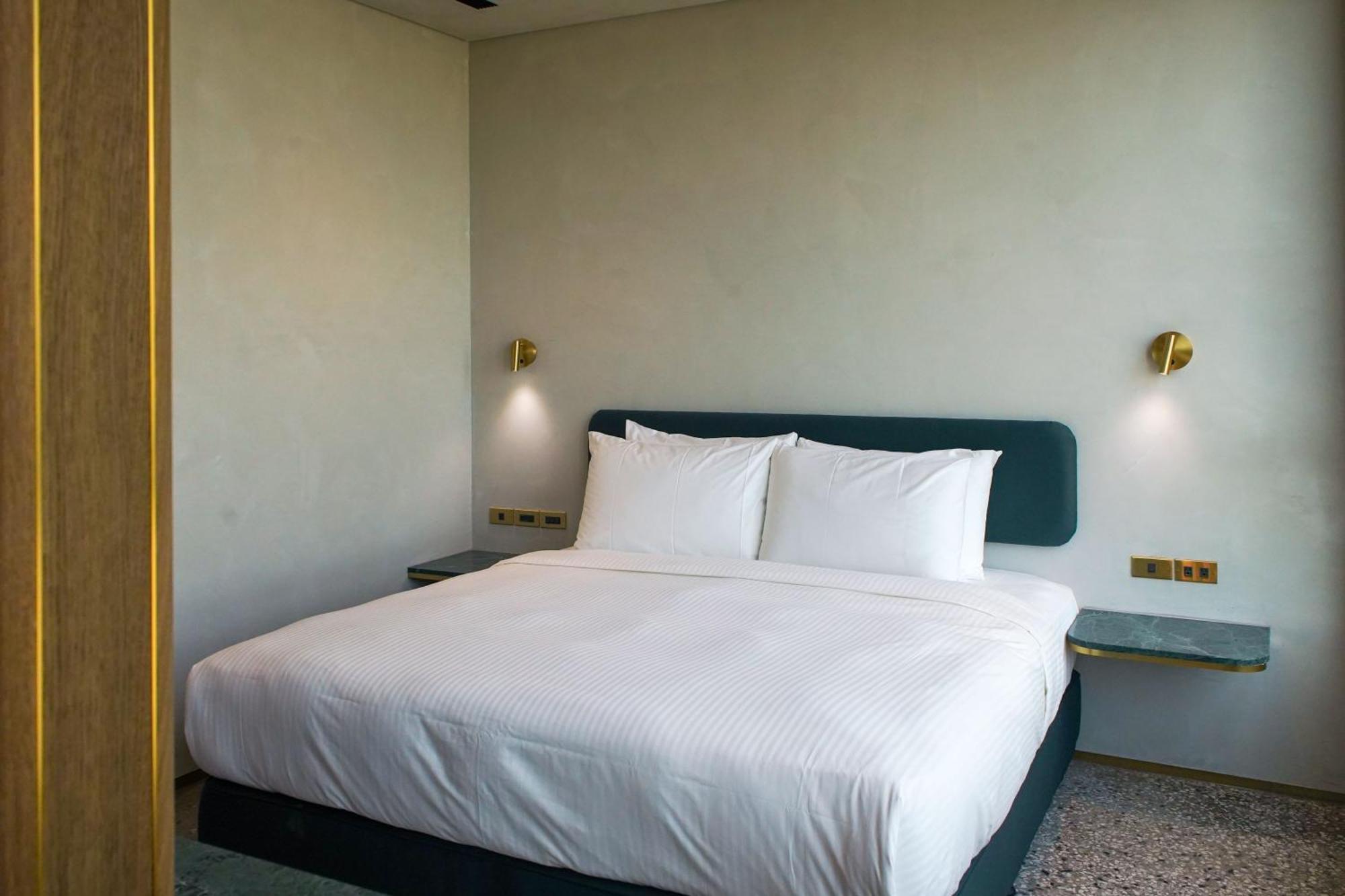 Papoa Harbor Hotel Каосюн Екстериор снимка